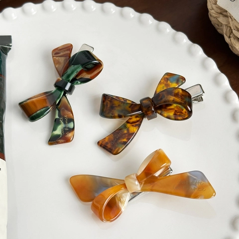 Fermaglio per Capelli a Farfalla in Acetato di Cellulosa Vintage per Donna Fatto a Mano Motivo Marmo Tartarugato