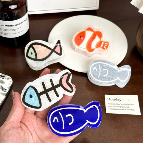 Pinces à Cheveux Mignonnes en Forme de Poisson de Dessin Animé pour Femmes en Acrylique Animaux Marins Pinces de Requin