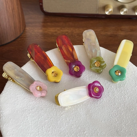 Sweet Acetate Flower Hair Clip Rhinestone Duckbill Clip Colorful Side Hairpin Women Fashion Hair Accessories