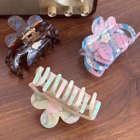 Eleganter Haarklammer Aus Acetat Mit 3D-Blume Florales Marmormuster Haifisch-Clip Rutschfestes Haaraccessoire Für Damen