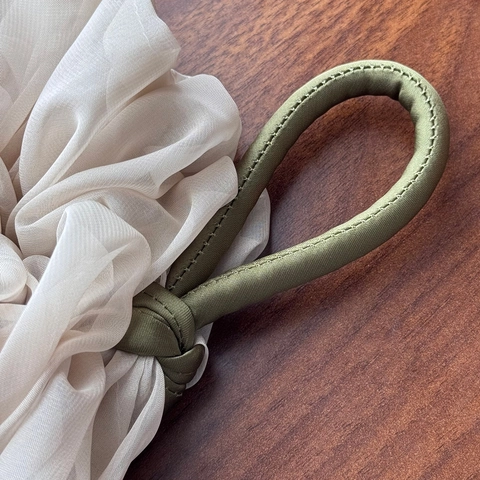 Fashion Chiffon Bow Scrunchie With PU Leather Loop For Women Elegant Solid Color Hair Tie Gentle Commuting Hair Accessories