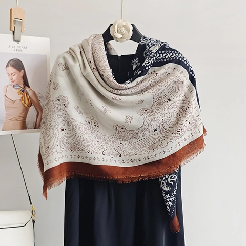 Women Vintage Paisley Printed Large Square Scarf Bohemian Frayed Edge Shawl Soft Polyester Sunscreen Wrap For Travel Beach Everyday