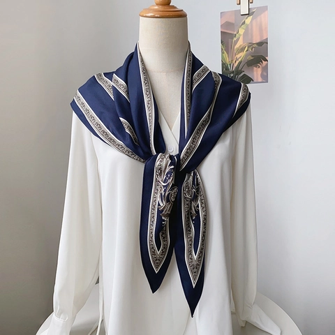 French Vintage Printed Satin Triangle Scarf For Women Baroque Pattern Decorative Waist Scarf Fashion Skirt Accessory