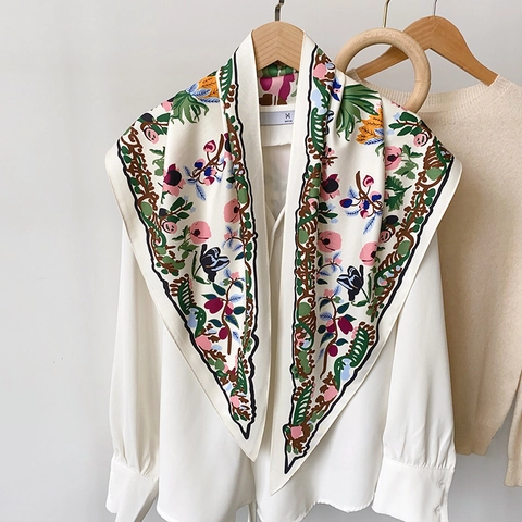 Vintage Bloemenprint Keper Satijn Driehoekige Sjaal Voor Dames Grote Omslagdoek Elegant Retro Botanisch Patroon Accessoires