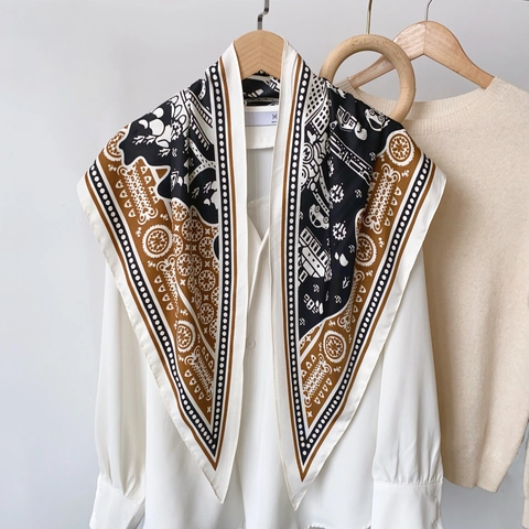 Franse Vintage Ruitjes Driehoek Satijnn Sjaal Twill Satijn Bandana Hoofddoek Geometrisch Bedrukt Halssjaal Dames Accessoires