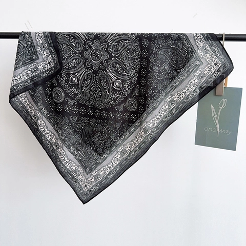 Foulard Quadrato Vintage Con Stampa Paisley In Poliestere Effetto Raso Per Donna Autunno Inverno Pendolare Accessorio Di Moda