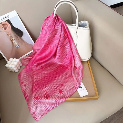 Elegante Foulard Quadrato in Raso Sfumato da Donna Stile Y2K Motivo Note Musicali Stelle Copricapo Look Seta Sciarpa da Collo Versatile Accessori Moda