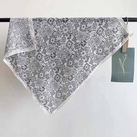 Vintage Paisley Printed Square Scarf For Women Polyester Satin Silk Feel Bandana Headscarf Neck Scarf For Daily Decoration