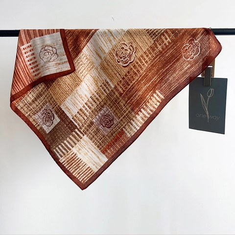 Vintage Camelia Bloemenprint Vierkante Sjaal Satijnachtig Polyester Sjaal Voor Dames Elegante Lichtgewicht Halssjaal