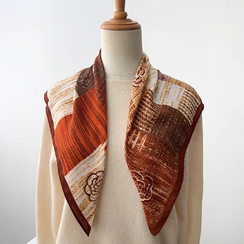 Vintage Camelia Bloemenprint Vierkante Sjaal Satijnachtig Polyester Sjaal Voor Dames Elegante Lichtgewicht Halssjaal