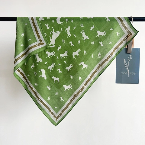 Dames Vintage Ruiterpaard Print Vierkante Sjaal Elegante Satijnachtige Polyester Nekwikkel Voor Dagelijkse Decoratie Kantoor Feest