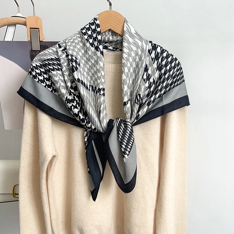 Damen Elegant Hahnentritt Muster Quadratischer Schal Polyester Satin Großer Schal Winter Warm Schultertuch Mode Kopftuch