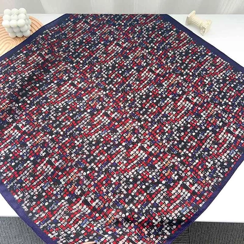 Dames Mode Polyester Bedrukte Vierkante Sjaal Marineblauw Visgraat Geometrisch Patroon Zijde Gevoel Sjaal Hoofddoek Bandana Accessoires