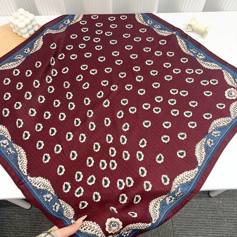 Vintage Paisley Bloemen Geprinte Vierkante Sjaal Elegante Satijn Polyester Sjaal Voor Dames Mode Halsschort Hoofddoek Accessoire