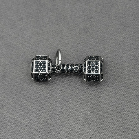 Collana con Pendente Manubrio Fitness in Acciaio Inossidabile Zirconia Nero Bianco Gioielli Sportivi Hip Hop per Uomo Donna