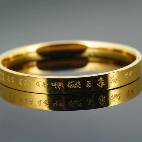 Gold Titanstahl Buddhistisches Mantra Armreif Für Herren Damen Sanskrit Sechs Wort Mantra Graviertes Schriftzug Armband Ethnischer Schmuck
