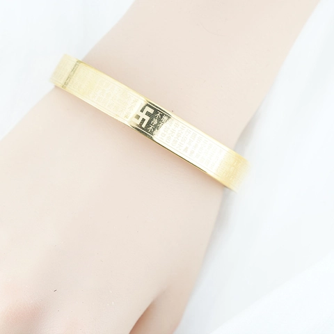 Stainless Steel Gold Plated Buddhist Heart Sutra Bangle Engraved Scripture Protection Bracelet Men Women Religious Gift
