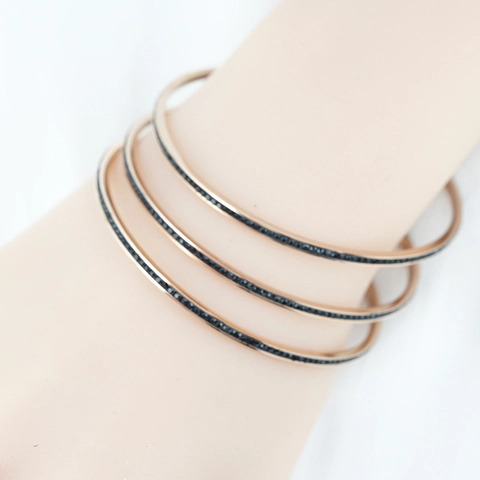 Bracciali Rigidi in Acciaio al Titanio Oro Rosa Zirconia Nera per Donna Minimalista Moda Gioielli a Strati