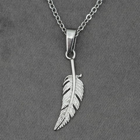 Vintage Feather Pendant Necklace Stainless Steel Titanium Steel Hip Hop Jewelry For Men Women Daily Wear Personality Silver Color Jewelry
