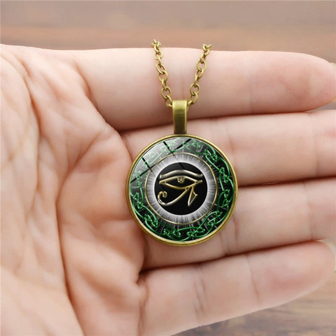 Collier Pendentif Œil D'Horus Alliage Verre Gemme Du Temps Bijoux Style Égyptien Vintage Pour Femmes Accessoire Quotidien Fête