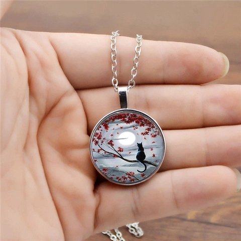 Collana con Ciondolo a Forma di Gatto Nero al Chiaro di Luna in Vetro Lega di Zinco Acero Rosso Catena Artistica Unisex
