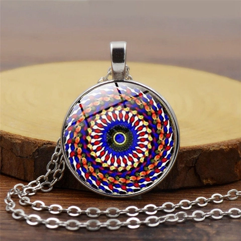 Collana Vintage in Lega Rotonda Con Cabochon in Vetro Pendente Con Motivo Mandala Loto Catena Lunga per Maglione Gioielli Artistici da Donna