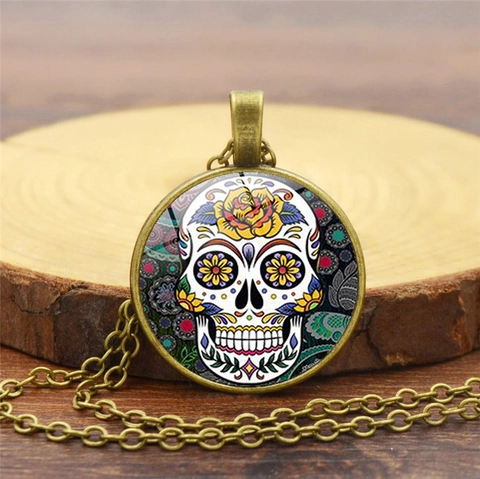 Collar con Colgante de Calavera de Azúcar Mexicana Vintage Aleación Vidrio Día de los Muertos Halloween Joyería Estilo Étnico para Hombres Mujeres