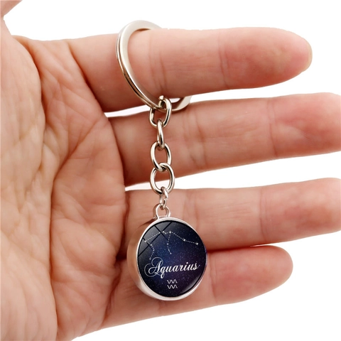 Portachiavi Luminoso con Segni Zodiacali con Lega di Zinco e Ciondolo Sfera di Vetro Cielo Stellato Galassia Regalo Compleanno Unisex Gioielli