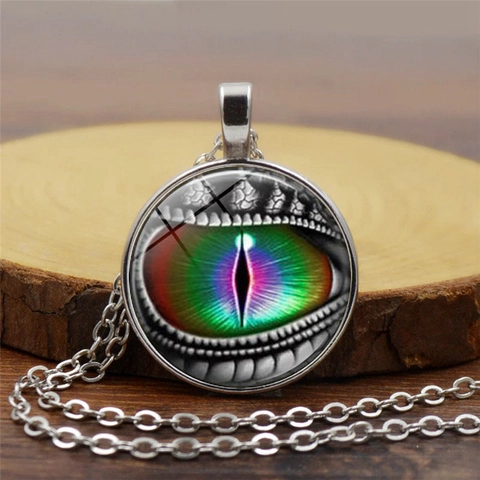 Collier Pendentif Oeil de Dragon Fantaisie Gemme du Temps en Verre Rond Steampunk Alliage Bijoux de Cou Oeil d'Animal