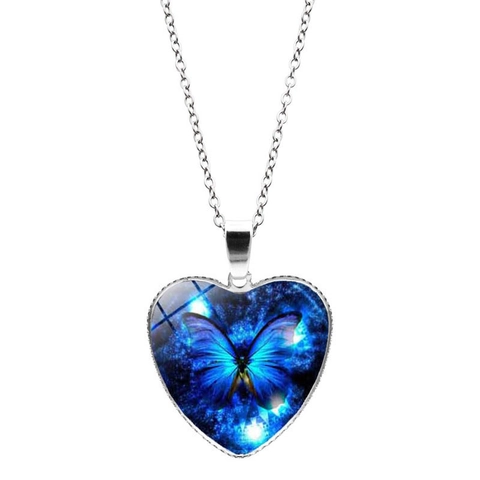 Collier Pendentif Cœur en Verre en Alliage Vintage pour Femme Motif Papillon Chaîne Réglable Bijoux de Mode Chaîne de Pull Cadeau