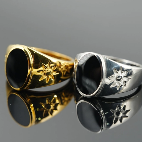 Anello con Sigillo da Uomo Vintage in Acciaio Inossidabile con Pietra Agata Nera Intarsiata Motivo Stella Retro Placcato Oro Argento Gioielli Punk