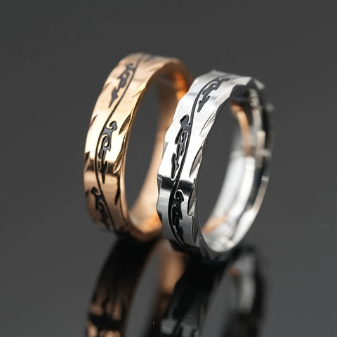 Anillo de Acero de Titanio Vintage Punk Para Hombre Mujer Patrón de Tótem de Llama de Dragón Negro Con Bordes de Corte de Onda
