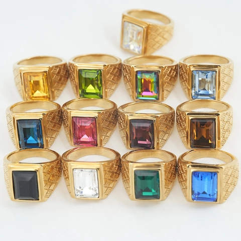 Vintage Titanstahl Siegelring Für Damen Herren Großer Smaragdschliff Bunter Glasstein Ring Gold Plattiert Rechteckiges Geometrisches Muster Hip Hop Schmuck