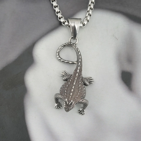 Realistic Stainless Steel Lizard Pendant Necklace For Men Hip Hop Punk Animal Iguana Textured Chain Jewelry Gift