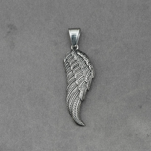 Collar con Colgante de Ala de Ángel de Acero de Titanio Vintage Pluma 3D Envejecida Joyería Hip Hop Punk para Hombre Mujer Pareja