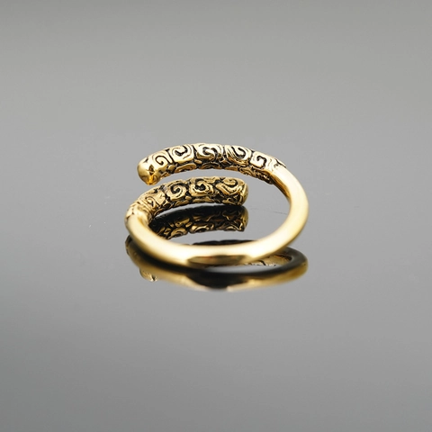 Bague Ouverte Vintage Style Chinois Roi Singe Bâton d'Or Acier Titane Motif Nuage Bague Réglable pour Hommes Femmes