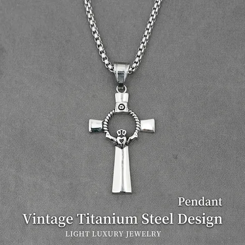 Collar con Colgante de Cruz Celta Claddagh Vintage para Hombres Mujeres Acero de Titanio Retro Corazón Manos Corona Joyería Religiosa
