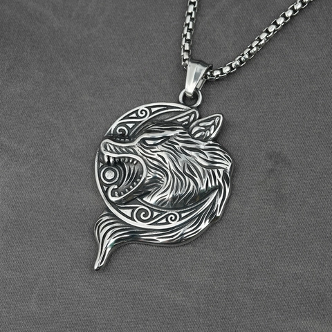 Vintage Viking Wolf Head Pendant Necklace For Men Titanium Steel Gothic Punk Hip Hop Jewelry Gift Wolf Head Charm Necklace