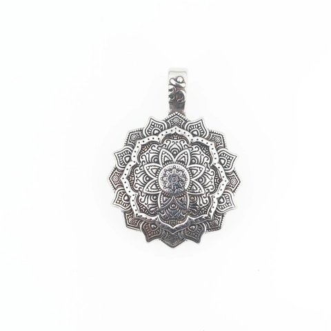 Vintage Titanium Steel Mandala Lotus Pendant Necklace For Men Women Retro Silver Om Symbol Religious Religious Jewelry Box Chain Gift
