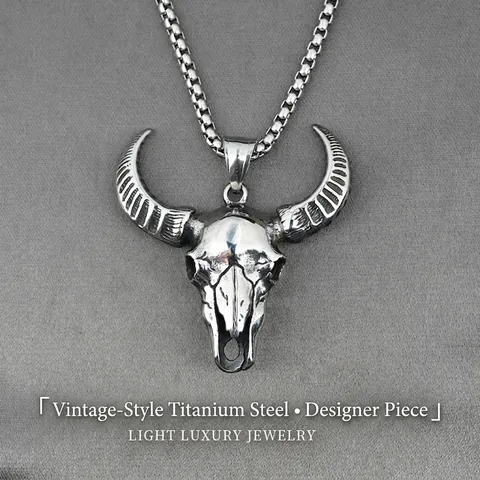Vintage Titanium Steel Bull Head Skull Pendant Necklace For Men Gothic Punk Distressed Cow Skull Jewelry Accessory