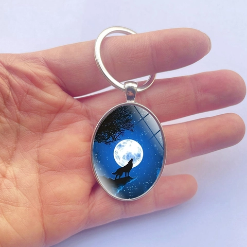 Huilende Wolf Maan Glas Cabochon Hanger Sleutelhanger Zinklegering Zilver Metalen Ring Accessoire Voor Auto Tas Decoratie Cadeau