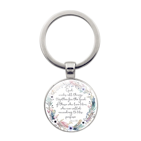 Inspirierender Bibelvers Schlüsselanhänger Römer 8:28 Zinklegierung Glas Edelstein Anhänger Blumenkranz Religiöses Geschenk