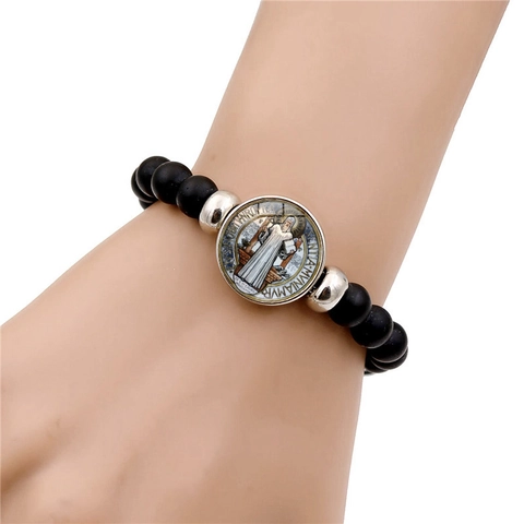 Bracelet en Perles Religieux Médaille de Saint Benoît Alliage de Verre Unisexe Cordon de Serrage Réglable Perles Mattes Bijoux Cadeau Hommes Femmes