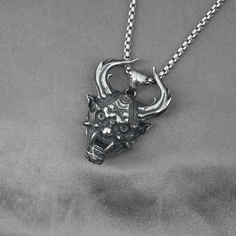 Collana con Ciondolo Maschera Hannya in Acciaio al Titanio Vintage per Uomo Gothic Demon Skull Hip Hop Jewelry Retro Ossidato