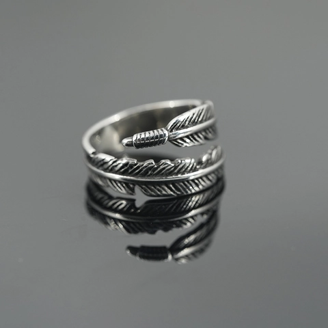 Retro Titanium Steel Feather Open Ring For Men Personalized Punk Style Distressed Silver Feather Adjustable Band Ring Street Jewelry