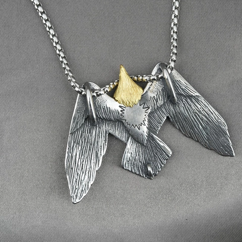 Vintage Titanium Steel Eagle Pendant Necklace For Men Bi-Color Wing Distressed Design Bold Fashion Jewelry Sweater Chain Accessory