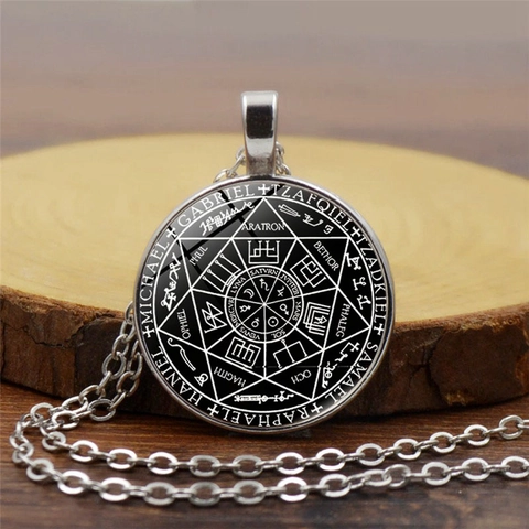 Collier Pendentif Sceau des Sept Archanges en Alliage de Verre Symbole Mystique Céleste Bijoux Rétro pour Femmes Chaîne de Pull