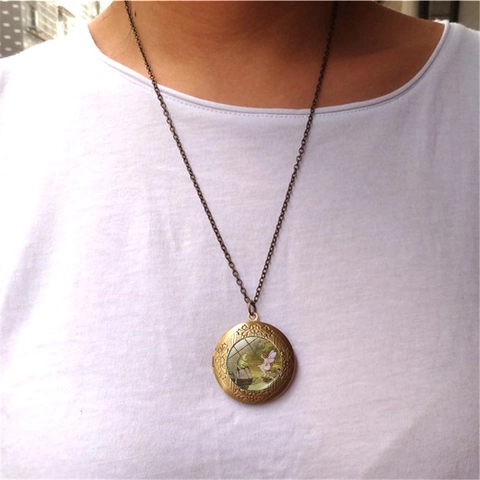 Vintage Bronze Round Locket Necklace Fairy And Frog Prince Antique Brass Glass Gem Pendant Jewelry For Women Gift