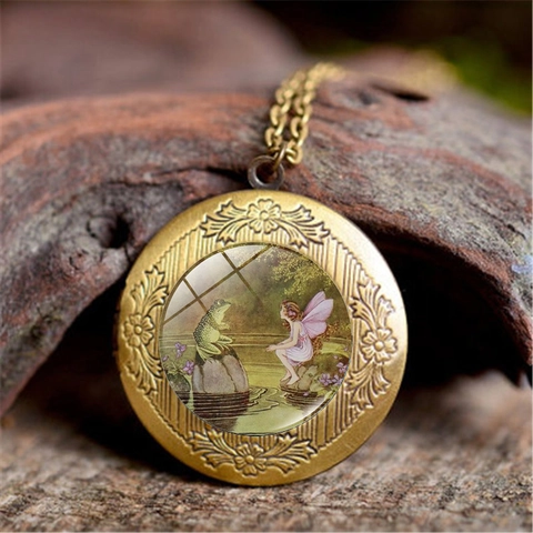 Vintage Bronze Round Locket Necklace Fairy And Frog Prince Antique Brass Glass Gem Pendant Jewelry For Women Gift