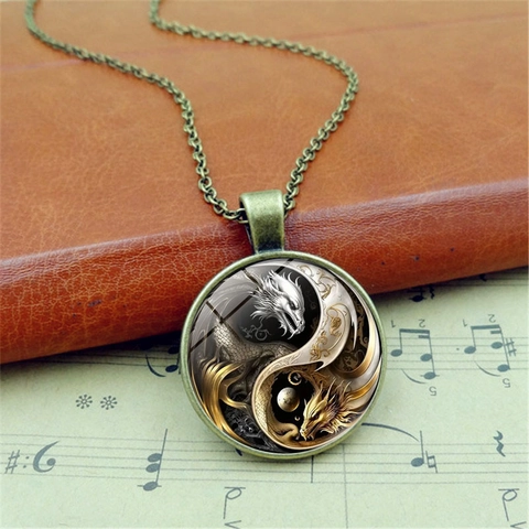 Collana con Pendente Drago Yin Yang Taiji Vintage in Lega e Cabochon di Vetro Stile Etnico per Uomo Donna Gioielli Regalo